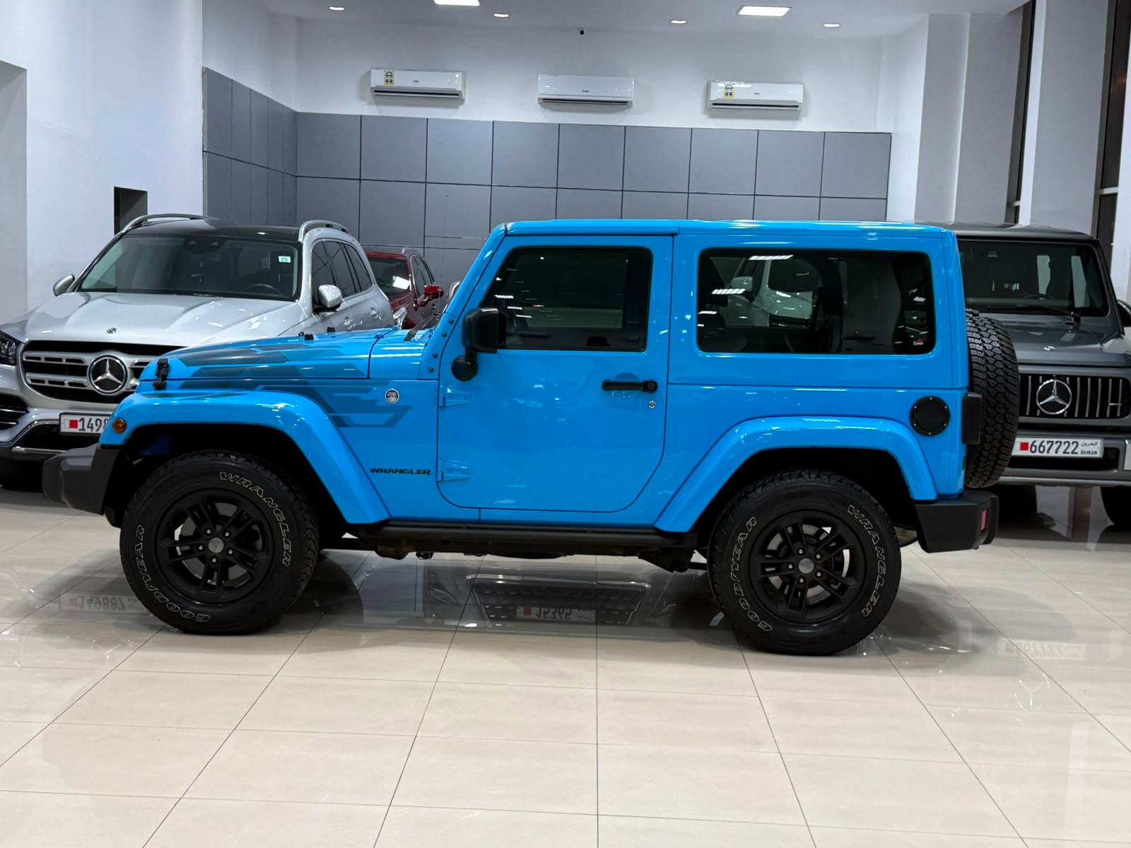 Jeep Wrangler 2017 (Blue)