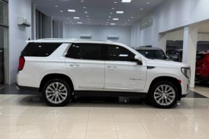 GMC Yukon Denali 2024 (White)
