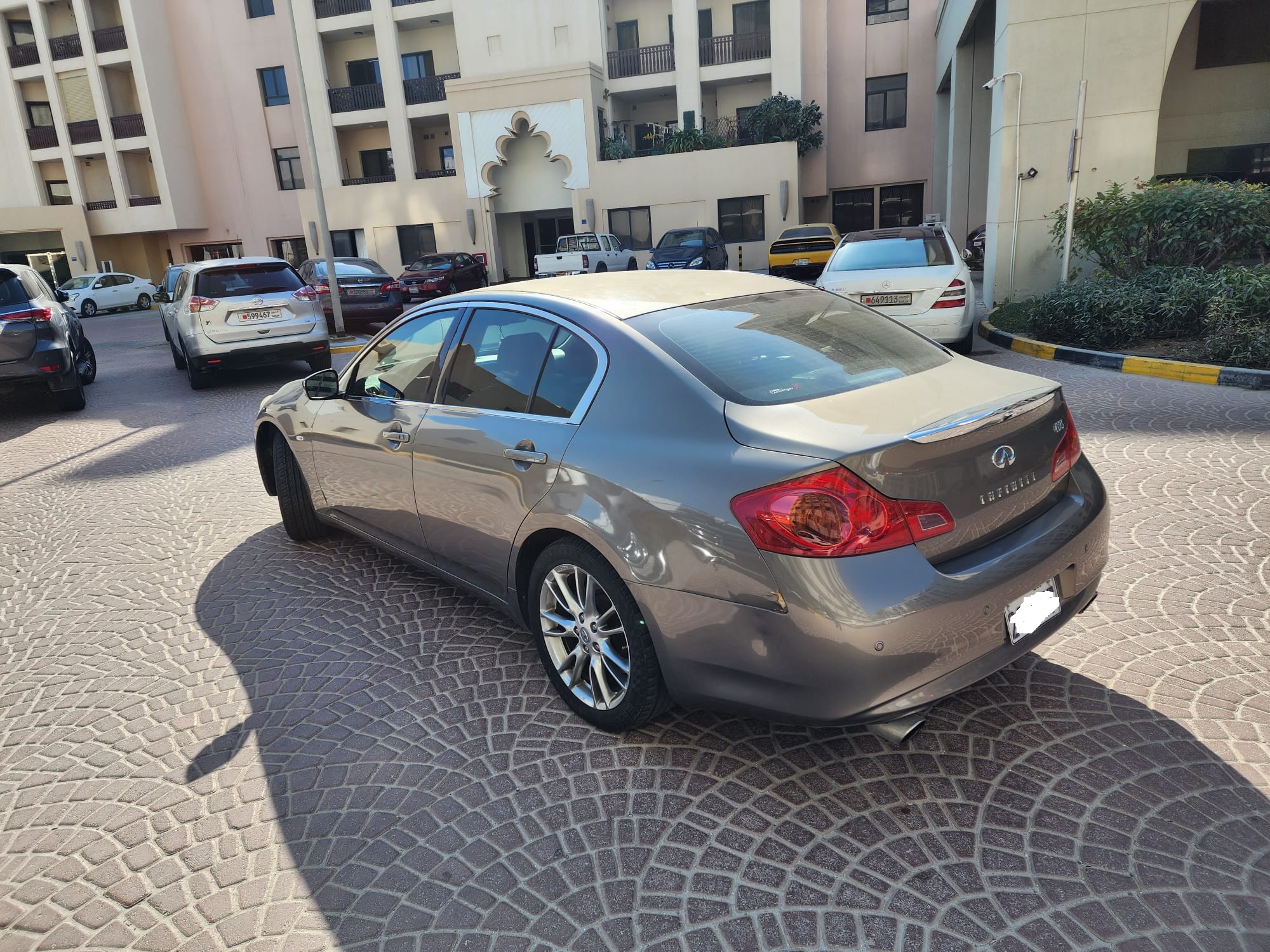 INFINITY G25 2014 MODEL
