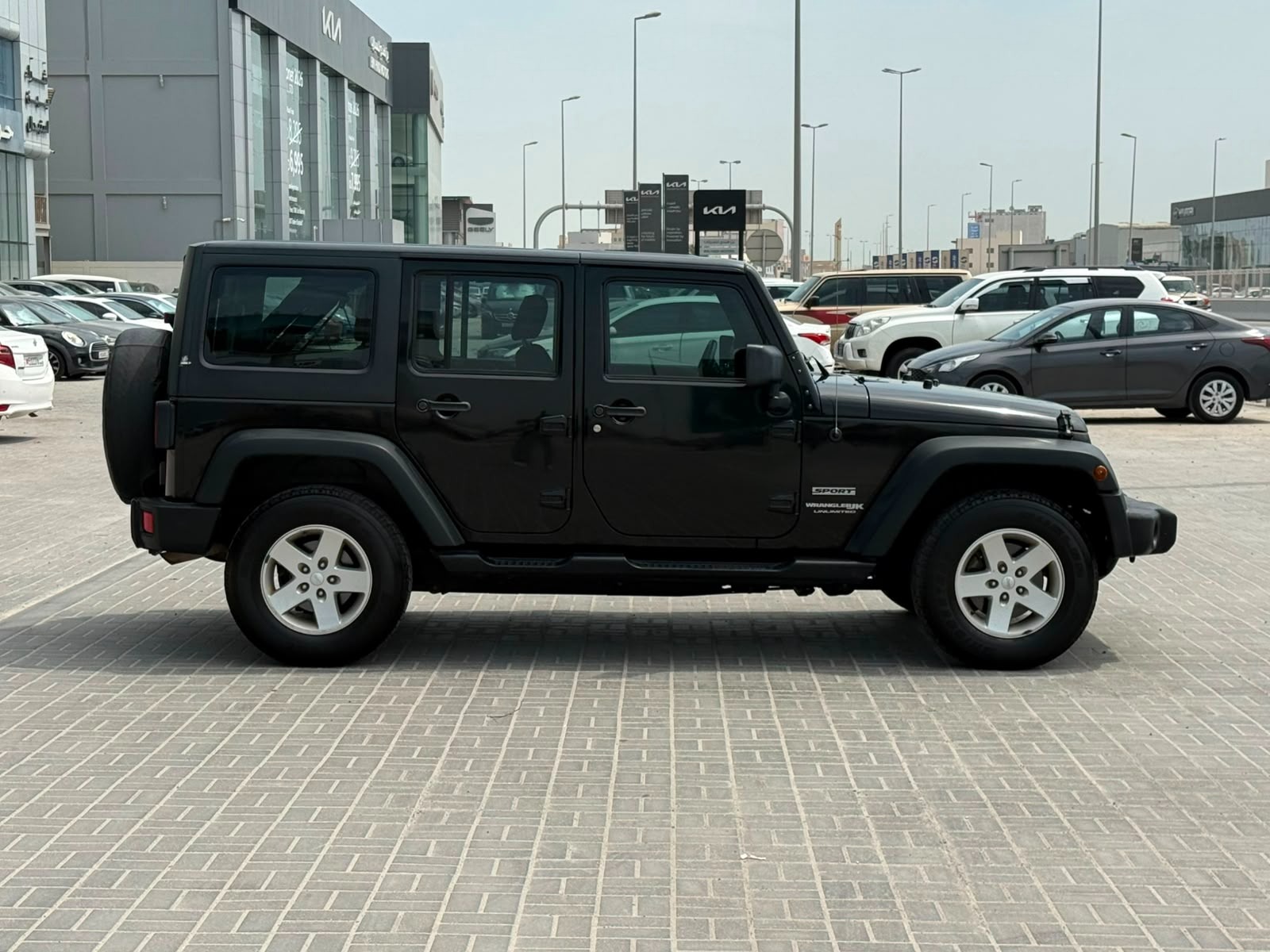 Jeep Wrangler Sport 2018 (Black)