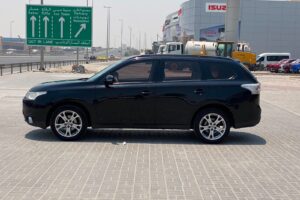 Mitsubishi Outlander 2014 (Black)