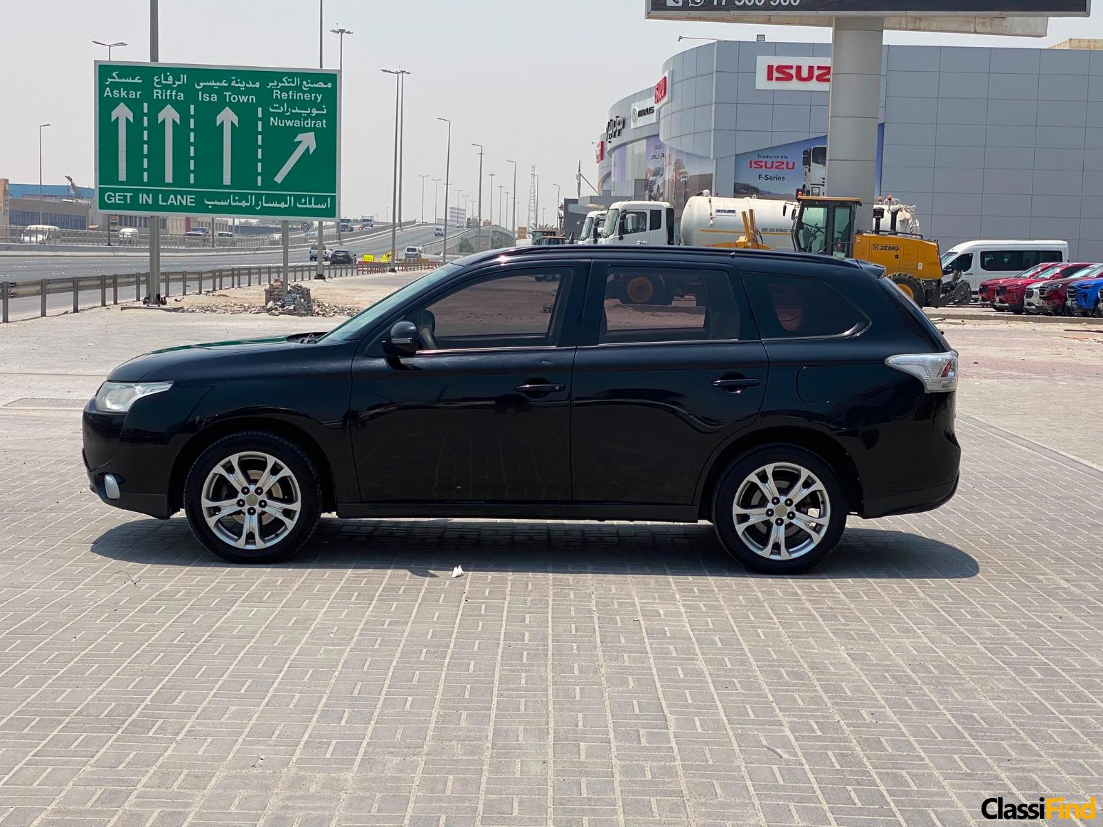 Mitsubishi Outlander 2014 (Black)