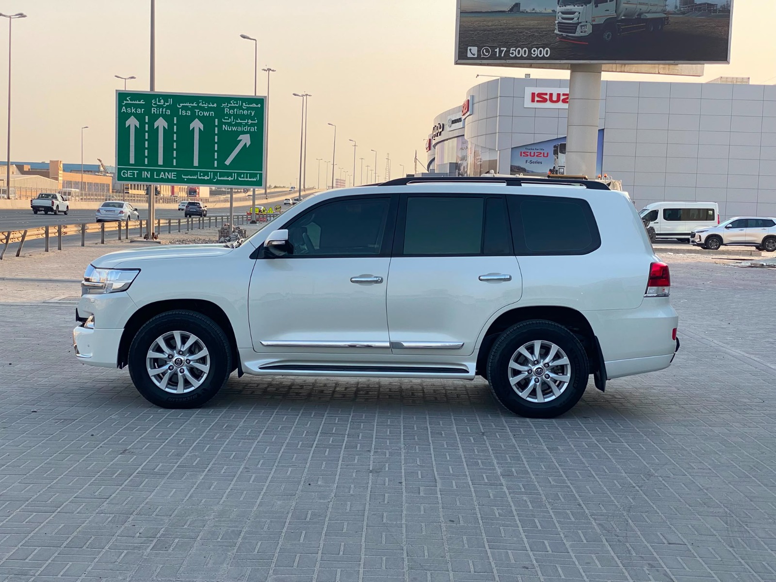Toyota Land Cruiser GX-R 2018 (Pearl)
