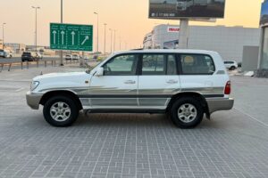 Toyota Land Cruiser GX-R 2001 (White)