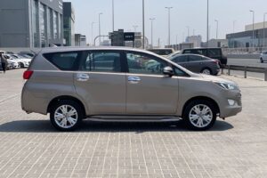 Toyota Innova 2016 (Bronze)