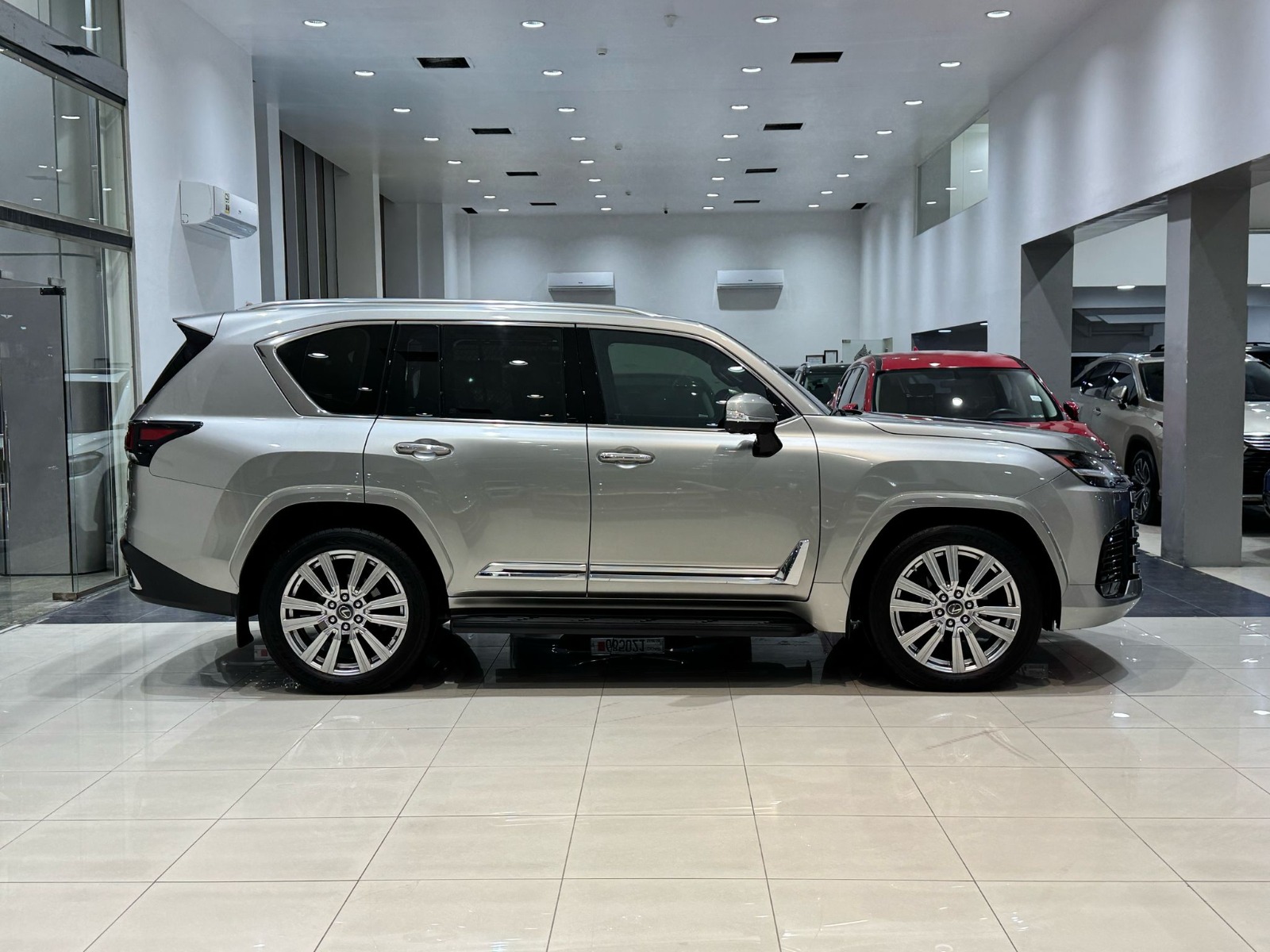 Lexus LX-600 / 2023 (Silver)