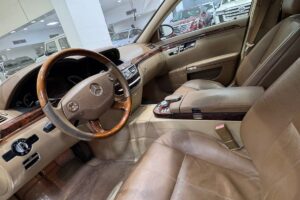 Mercedes Benz S-350 / 2009 (Red)