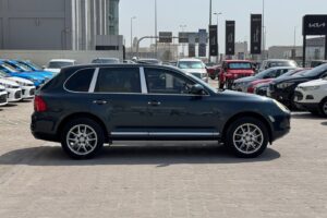 Porsche Cayenne 2005 (Green)