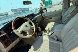 Nissan Patrol Safari 2008 (Beige)