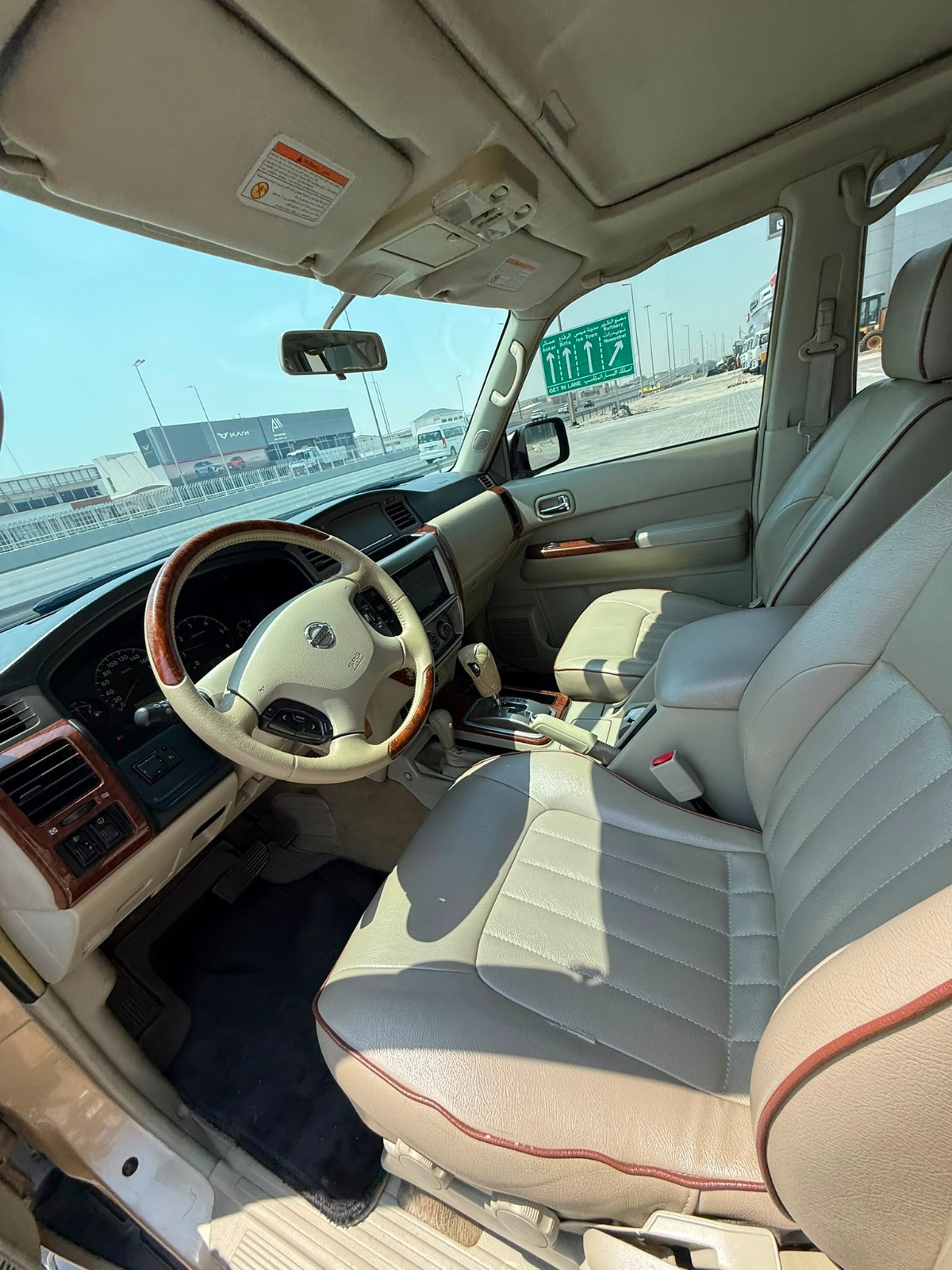 Nissan Patrol Safari 2008 (Beige)