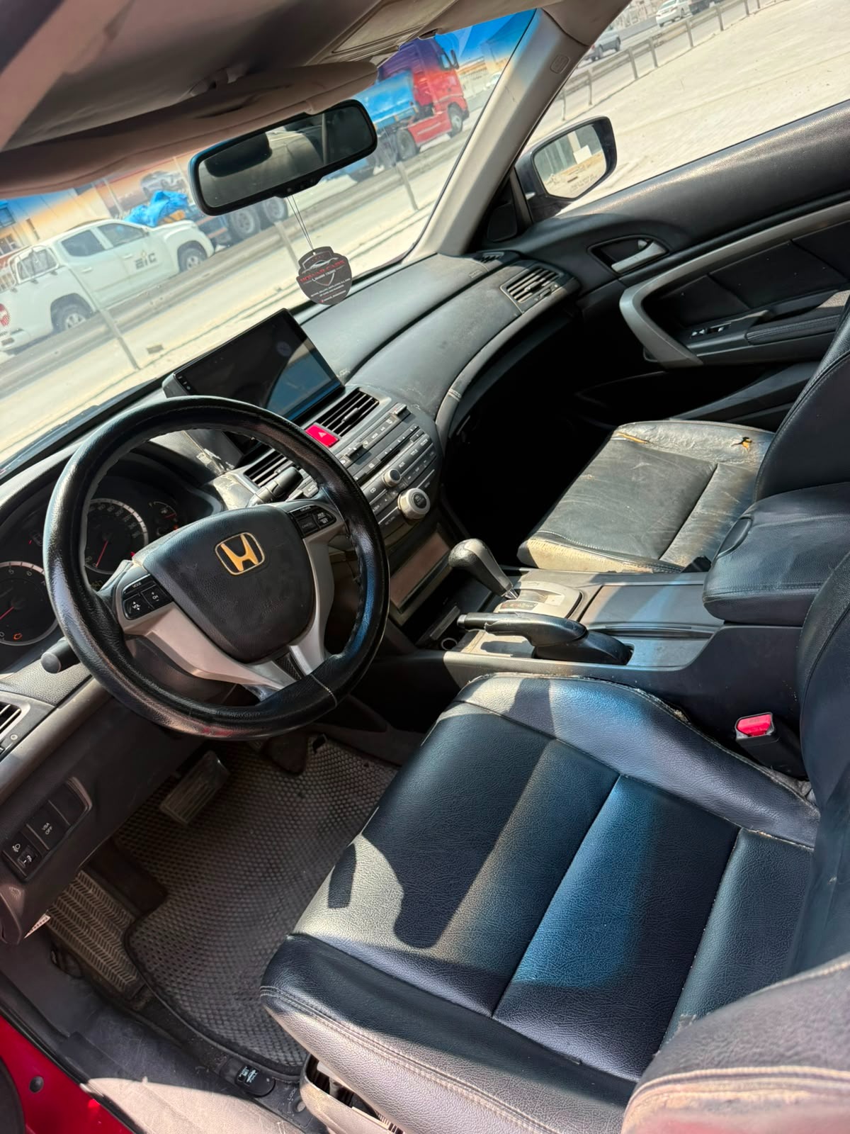 Honda Accord 2010 (Red)