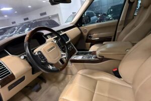 Range Rover Vogue SE 2016 (White)