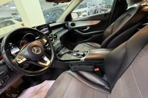 Mercedes Benz C-180 / 2015 (Silver)