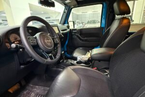 Jeep Wrangler 2017 (Blue)