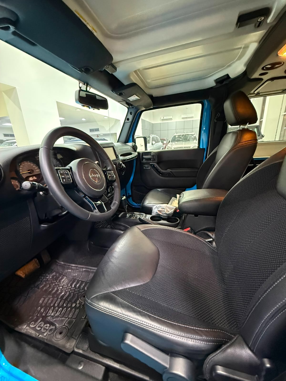 Jeep Wrangler 2017 (Blue)