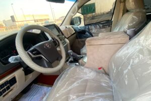 Toyota Land Cruiser GX-R 2018 (Pearl)