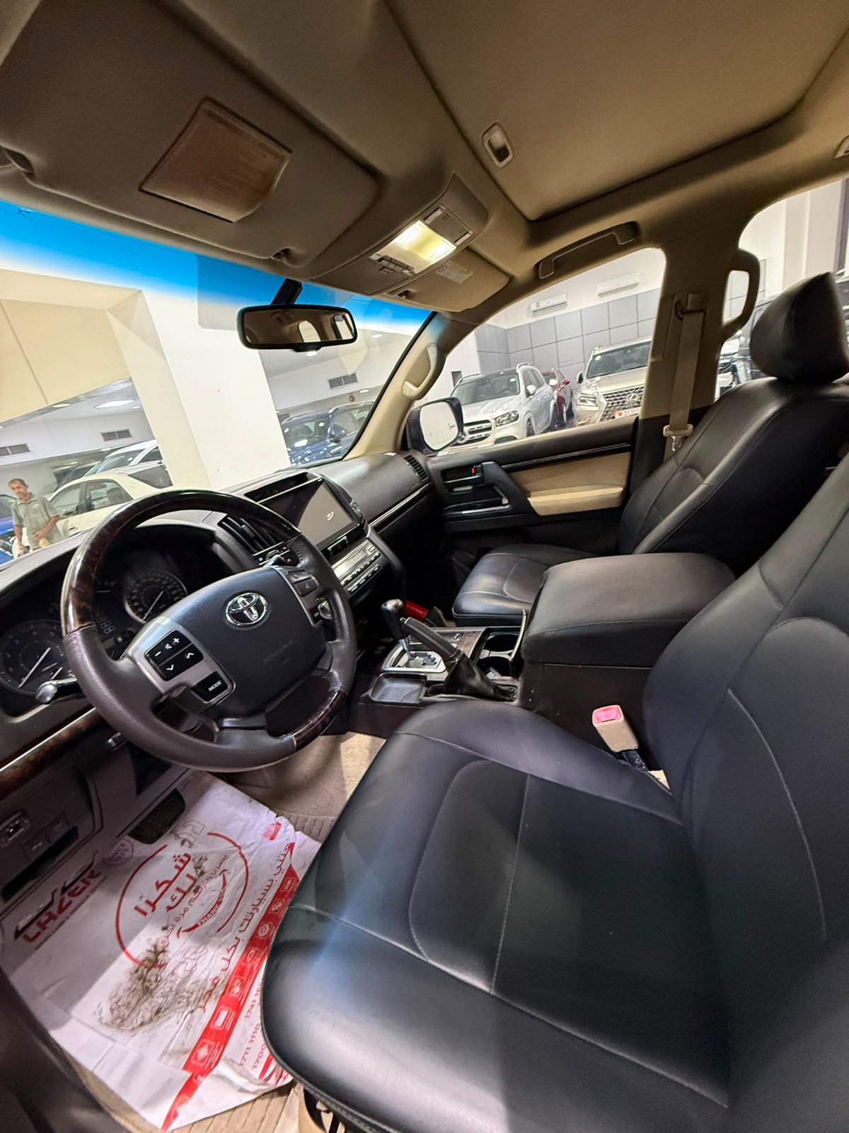 Toyota Land Cruiser GX-R 2010 (White)