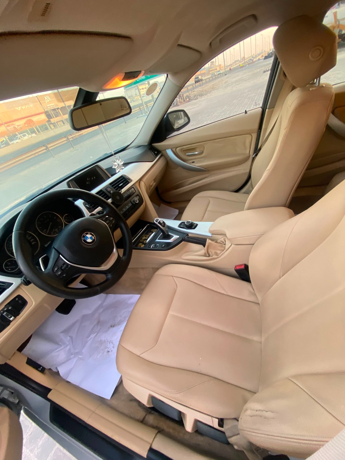 BMW 320i 2013 (Silver)