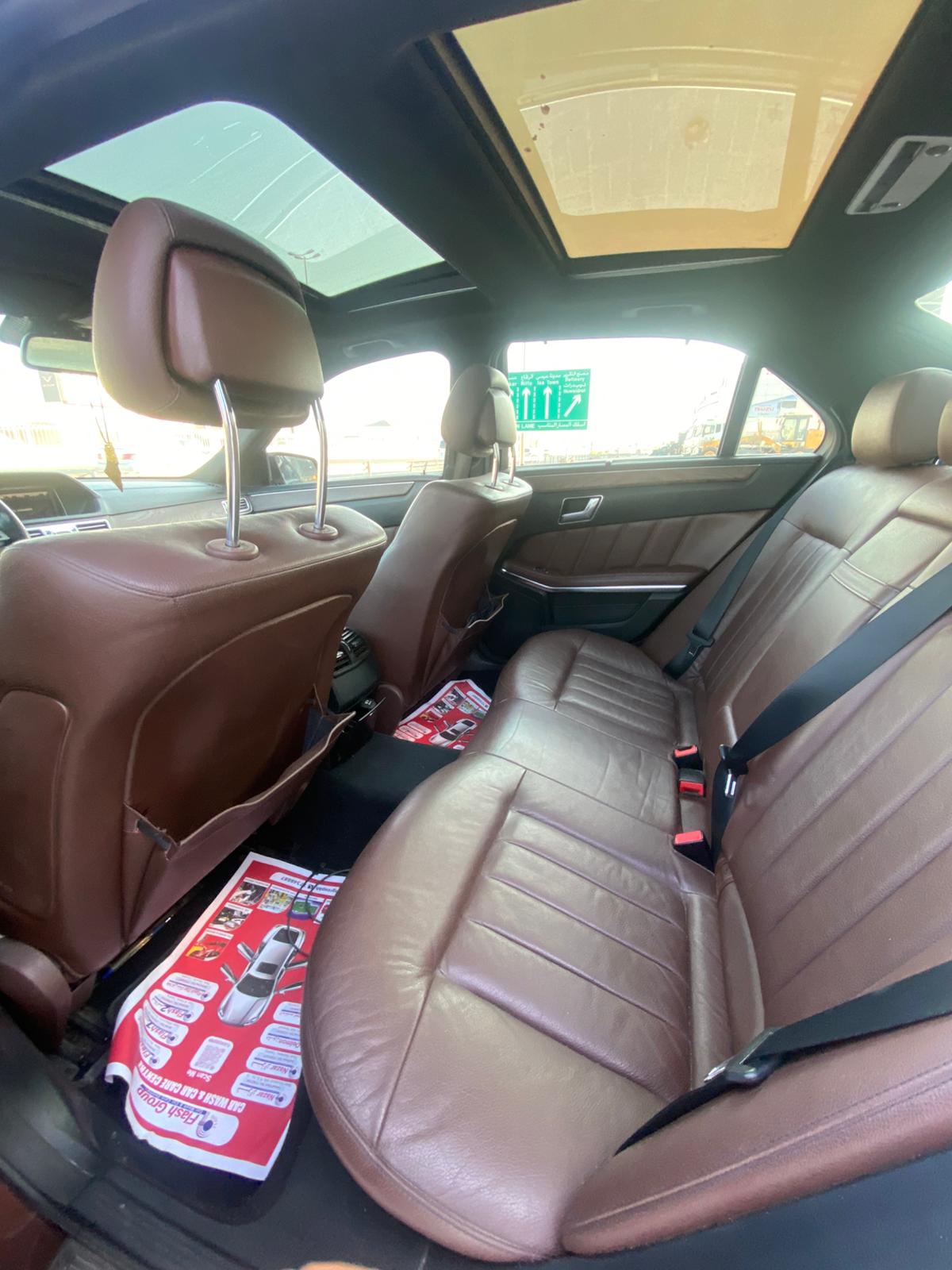 Mercedes Benz E-300 / 2014 (Brown)