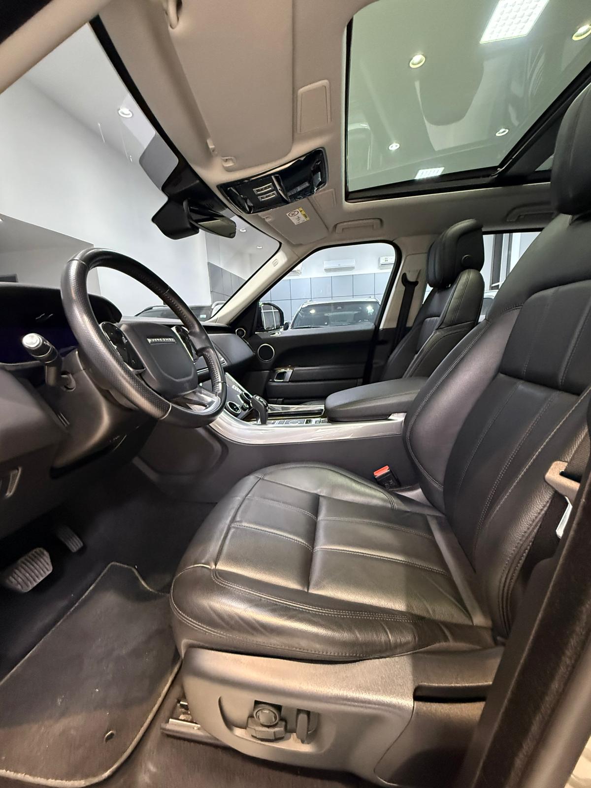 Range Rover Sport SE 2021 (Grey)