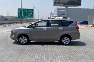 Toyota Innova 2016 (Bronze)