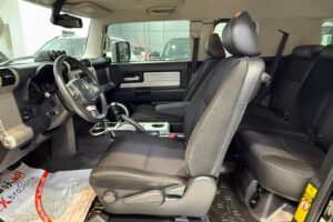 Toyota FJ Cruiser 2016 (Black)