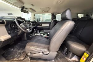 Toyota FJ Cruiser 2016 (White)