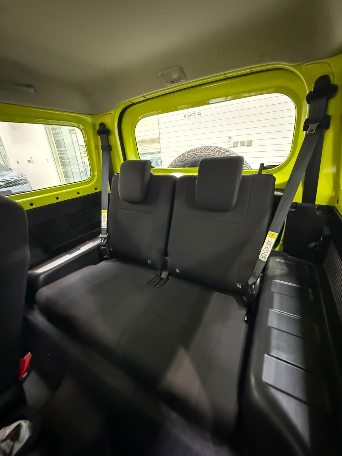 Suzuki Jimny 2023 (Yellow)