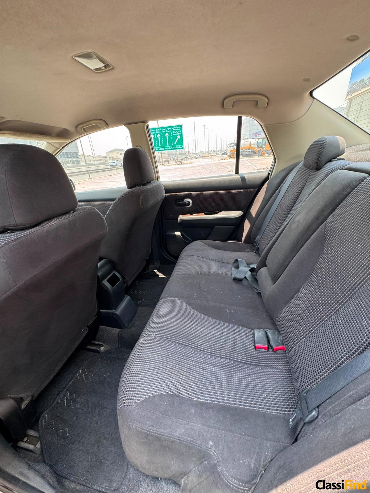 NISSAN TIIDA 2011 BLACK
