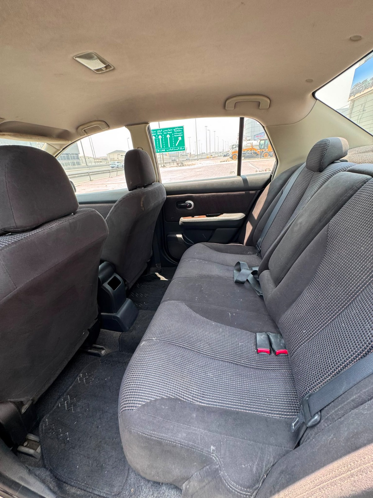 NISSAN TIIDA 2011 BLACK