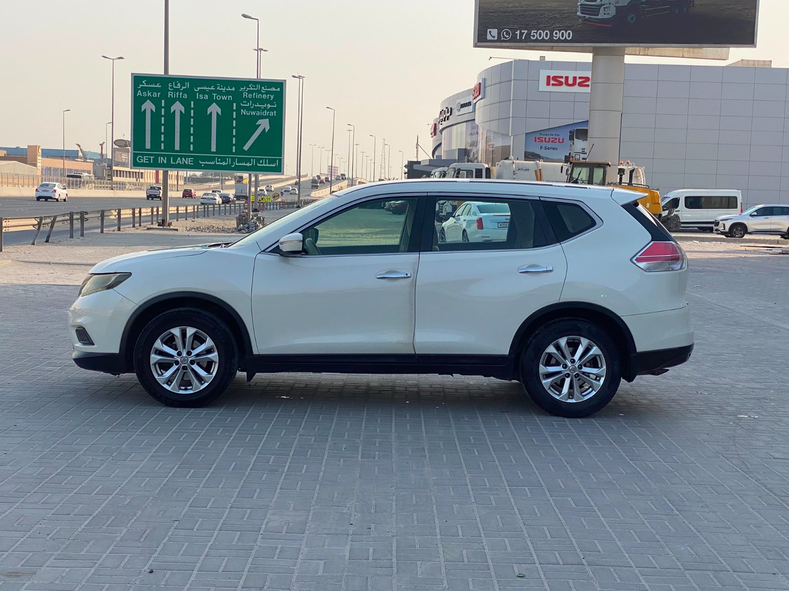 Nissan X-Trail 2016 (White)
