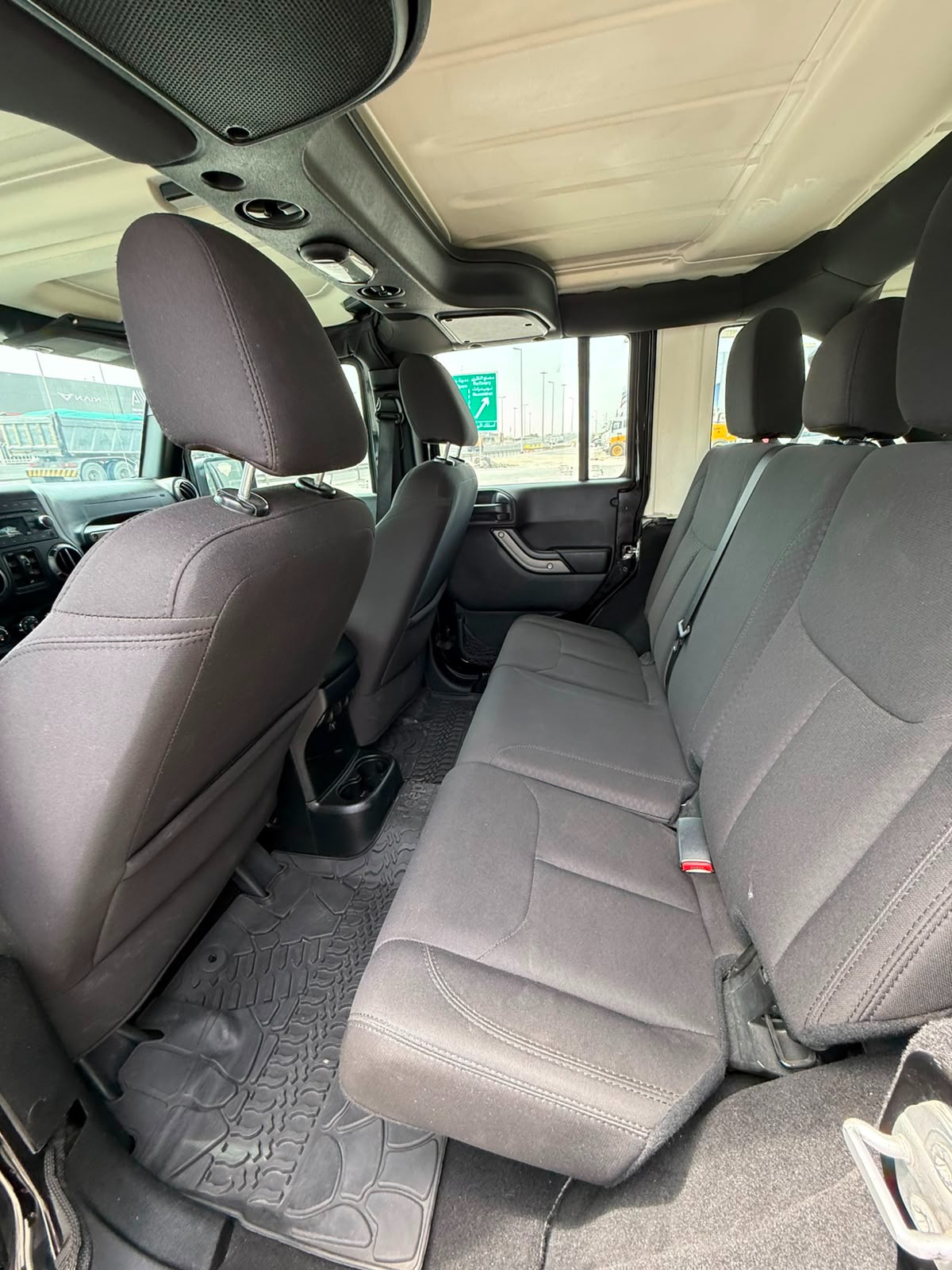 Jeep Wrangler Sport 2018 (Black)