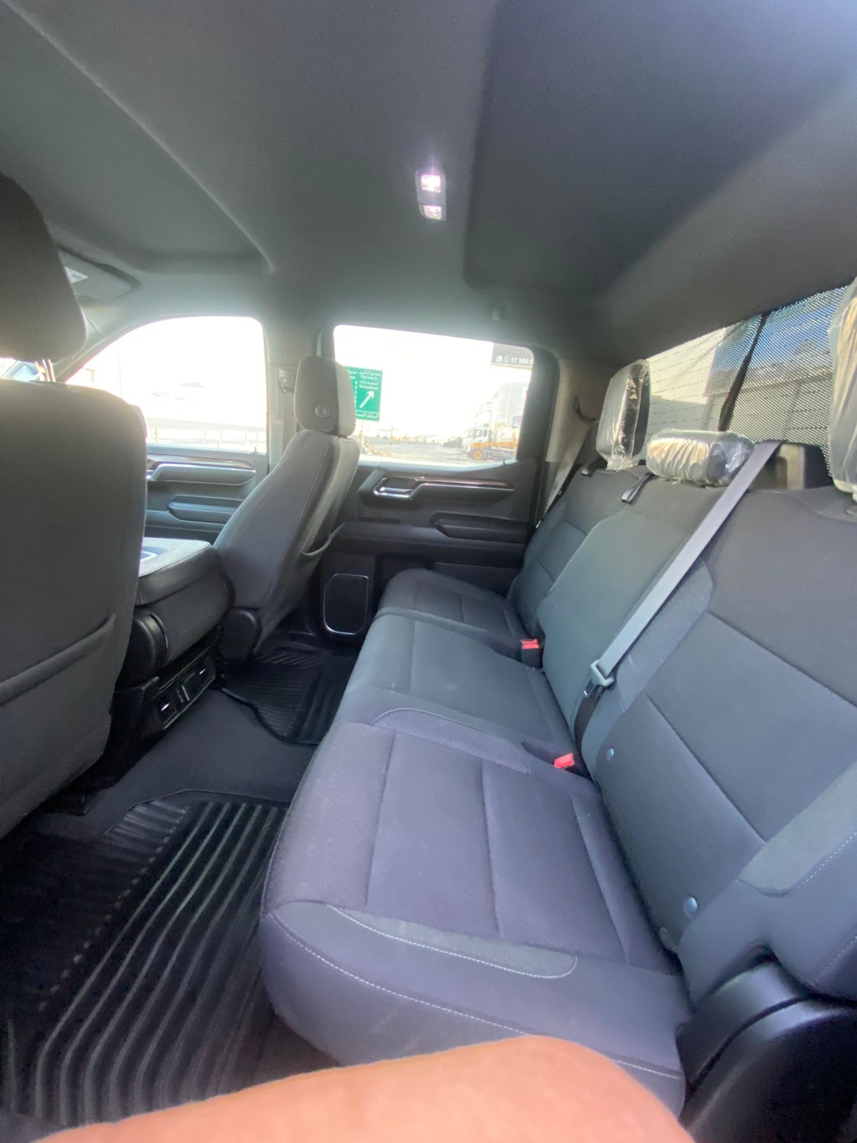 Chevrolet Silverado 2023 (Grey)