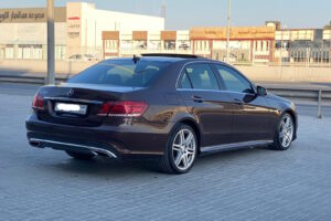 Mercedes Benz E-300 / 2014 (Brown)