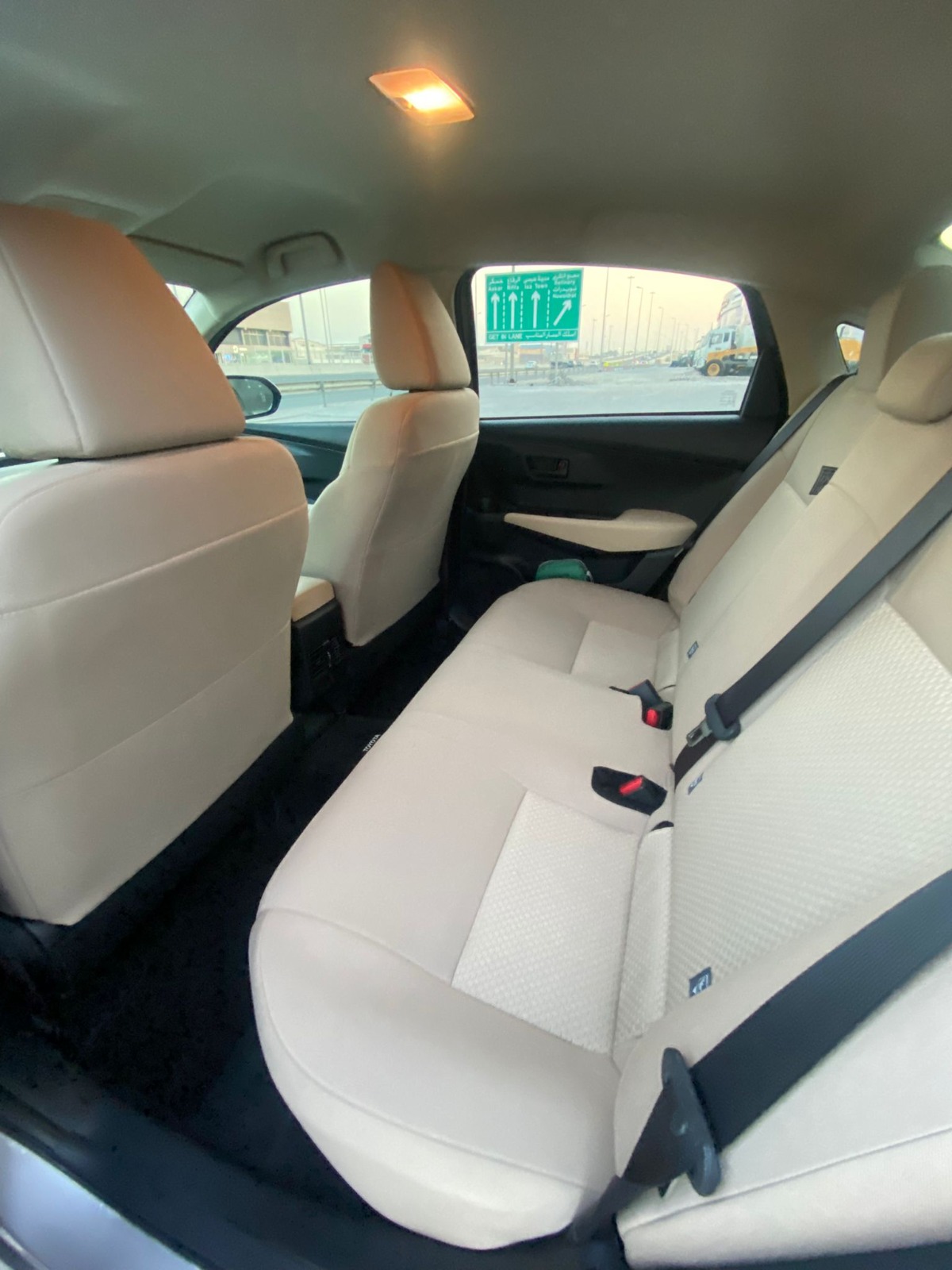 Toyota Yaris 2023 (Silver)