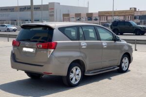 Toyota Innova 2016 (Bronze)