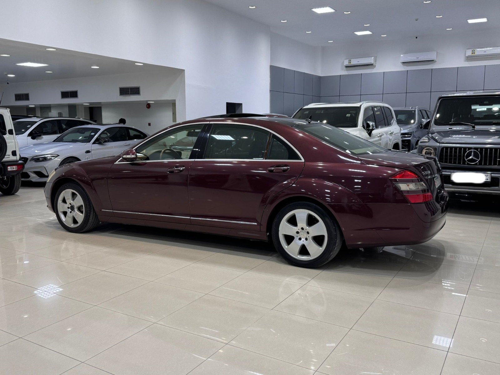 Mercedes Benz S-350 / 2009 (Red)
