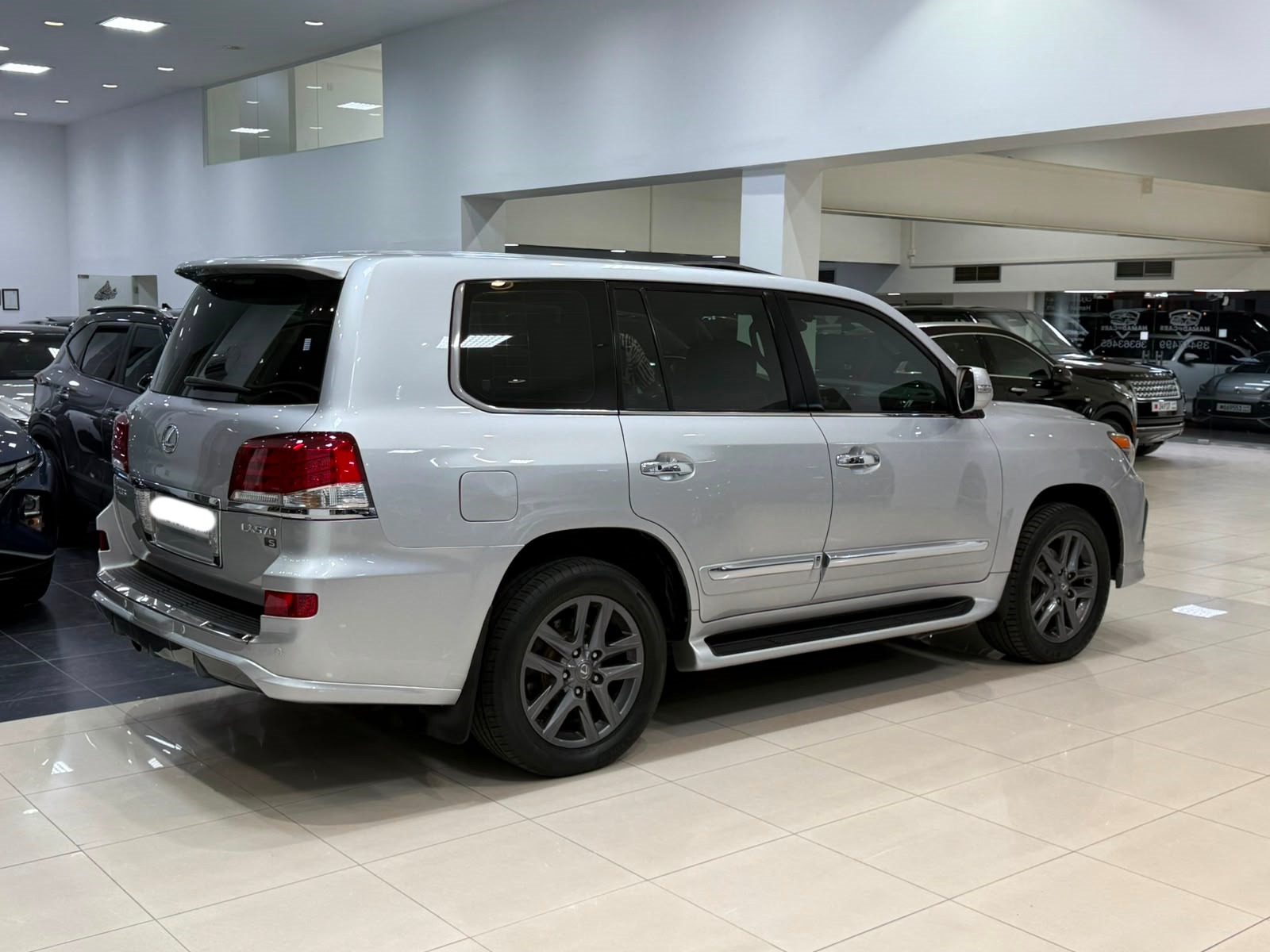 Lexus LX-570 S 2015 (Silver)