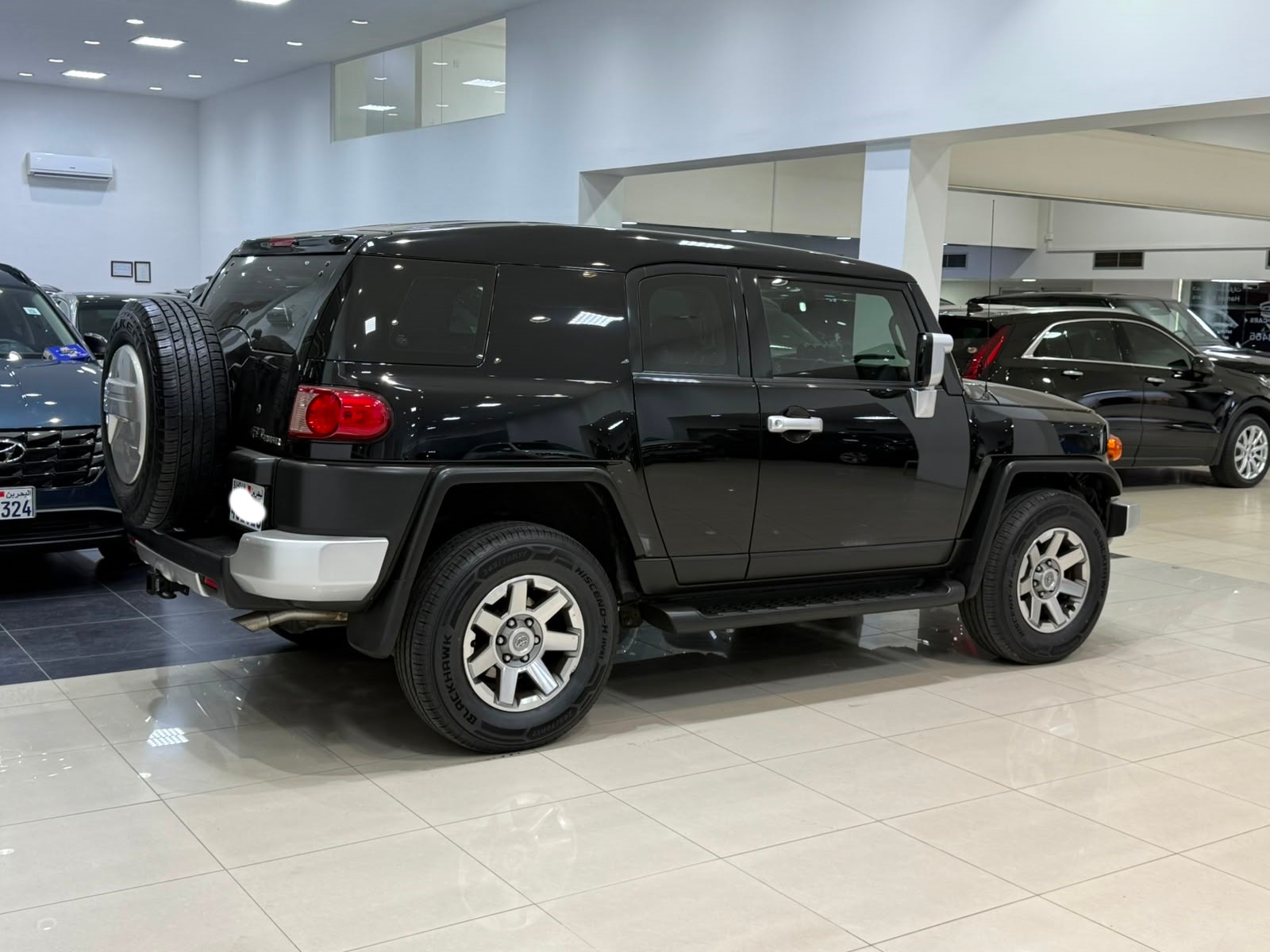 Toyota FJ Cruiser 2016 (Black)