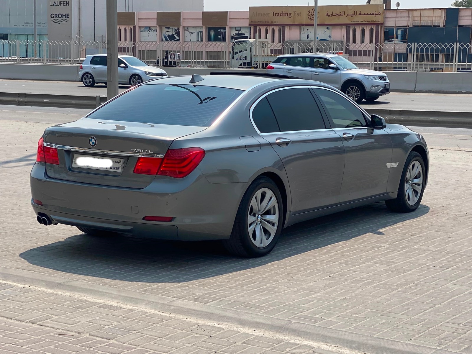 BMW 730Li 2010 (Grey)
