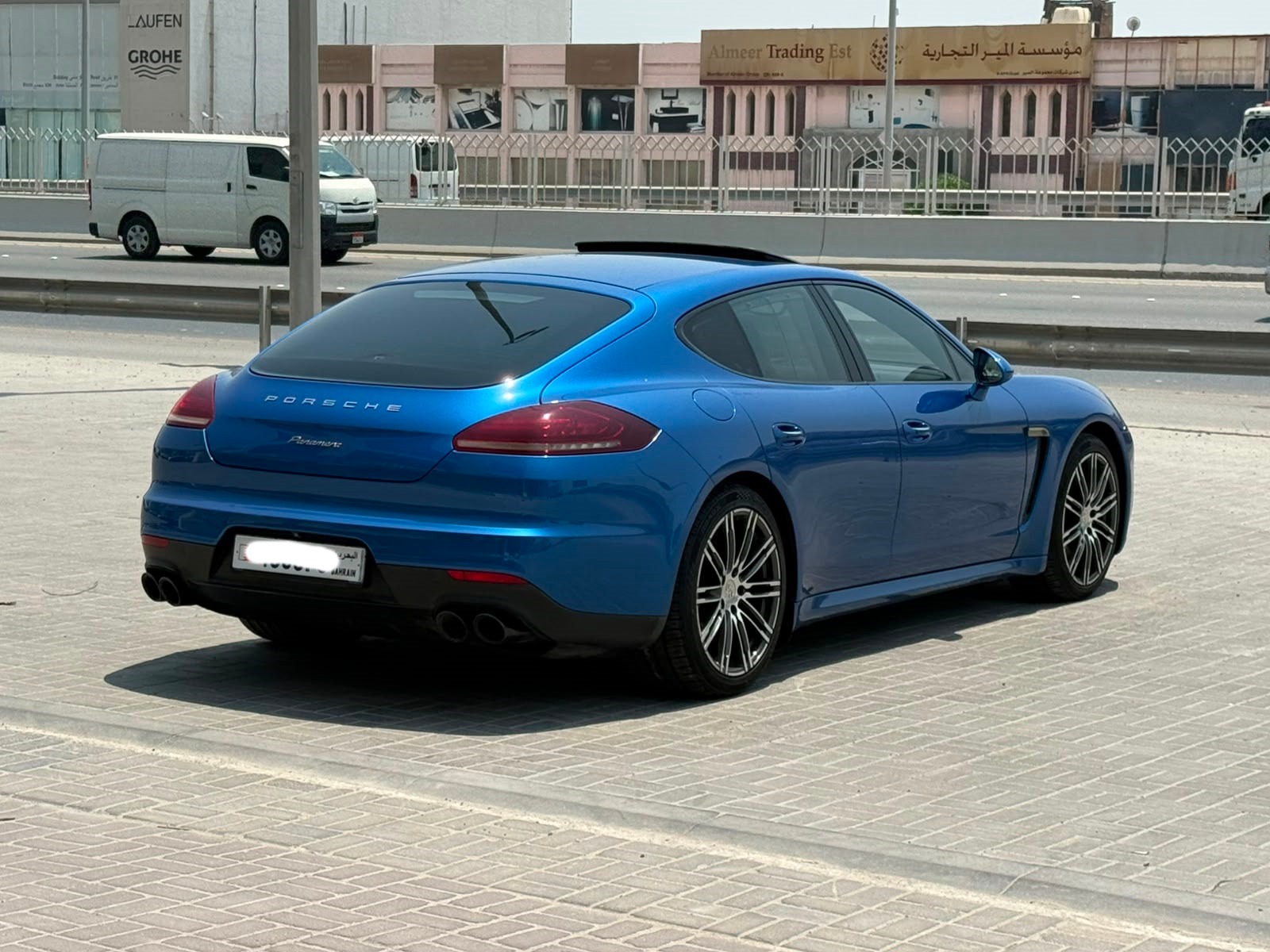 Porsche Panamera 2015 (Blue)