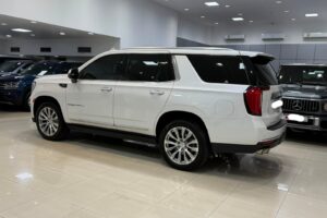 GMC Yukon Denali 2024 (White)