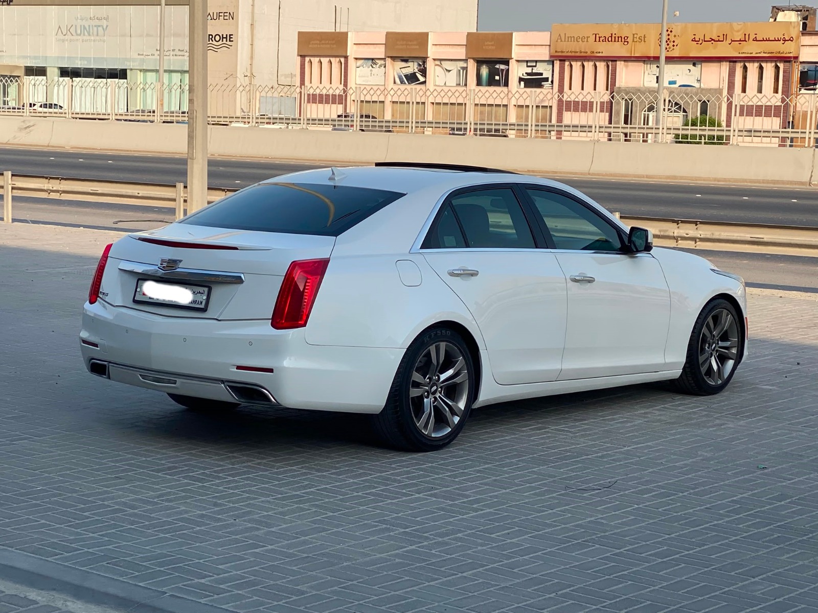 Cadillac CTS 2015 (White)