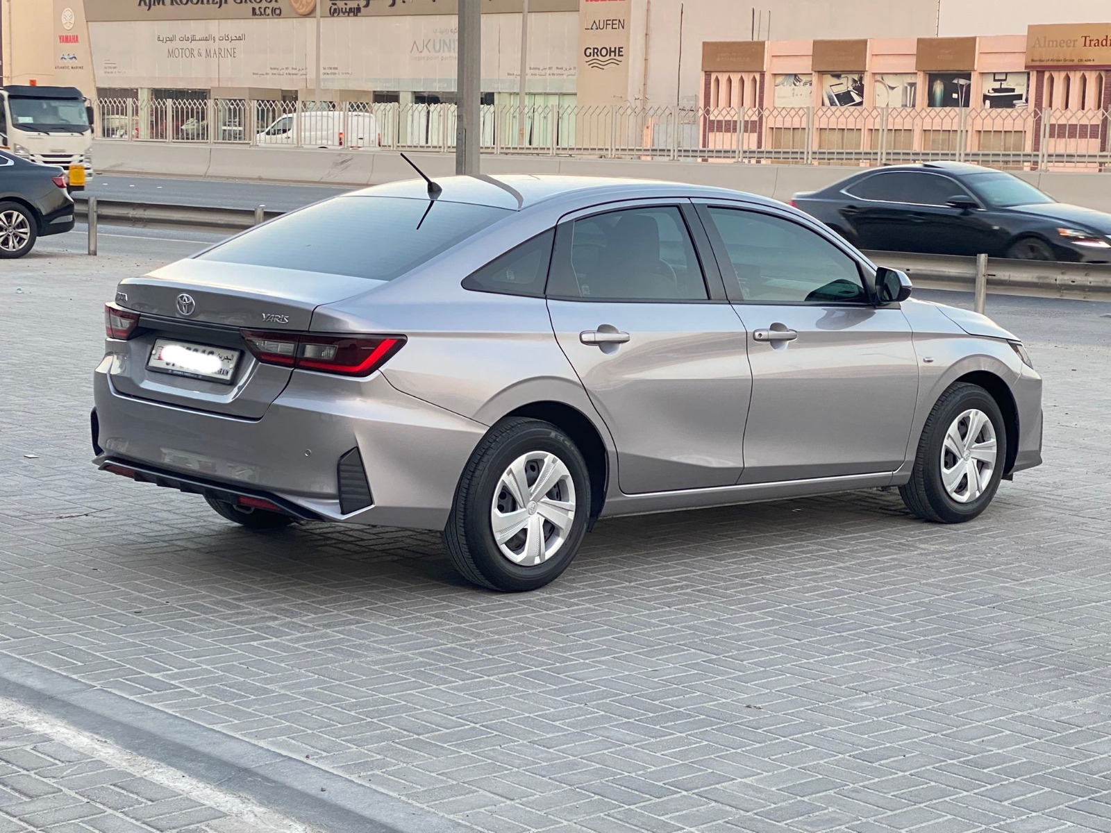 Toyota Yaris 2023 (Silver)