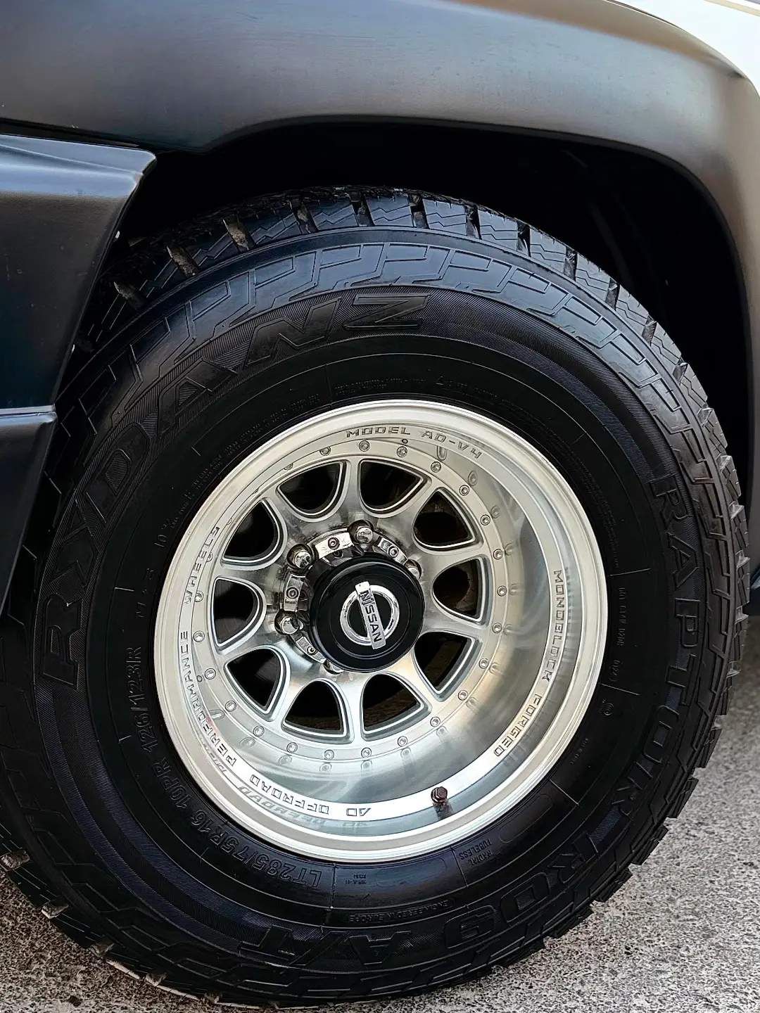 للبيع نيسان باترول 4800 VTC 4×4 موديل 2013