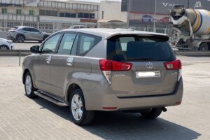 Toyota Innova 2016 (Bronze)