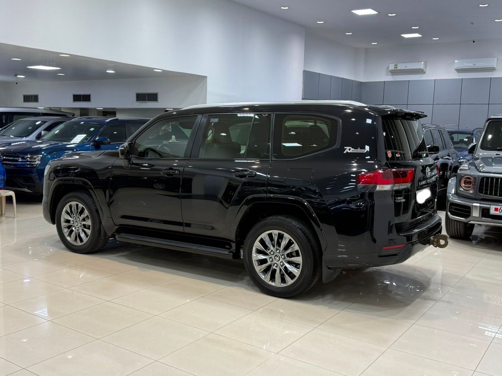 Toyota Land Cruiser GX-R 2022 (Black)