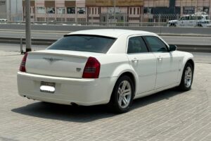 Chrysler 300C 2006 (White)