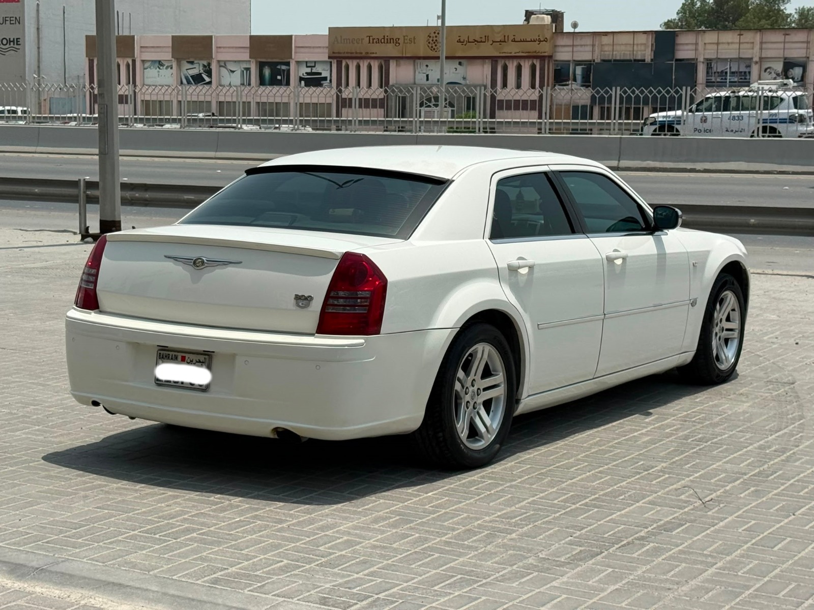 Chrysler 300C 2006 (White)