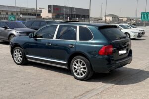 Porsche Cayenne 2005 (Green)